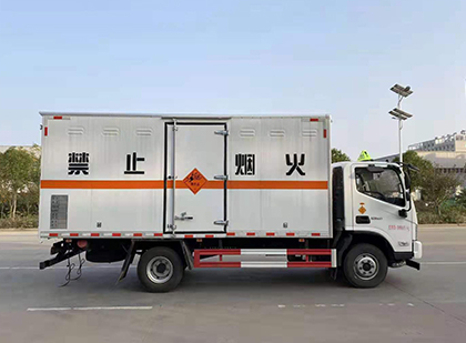 商南爆破器材运输车